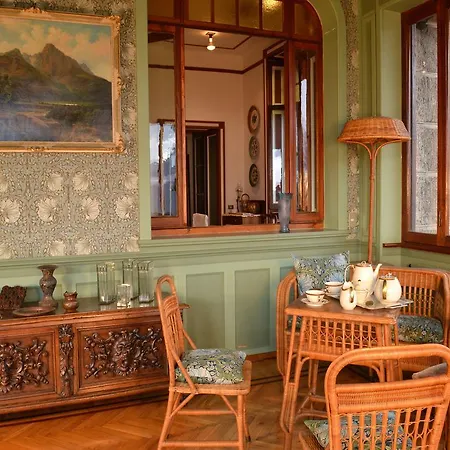 Experience Bellagio Villa *